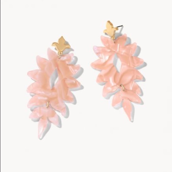 Spartina 449 Jewelry - Gold & Blush Statement Earrings